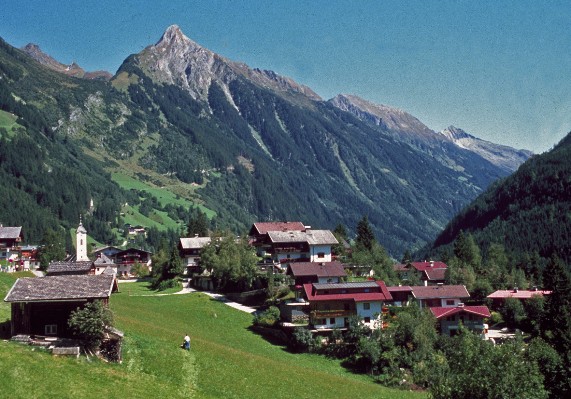 Landschaft_um_Mayrhofen_TVB.jpg